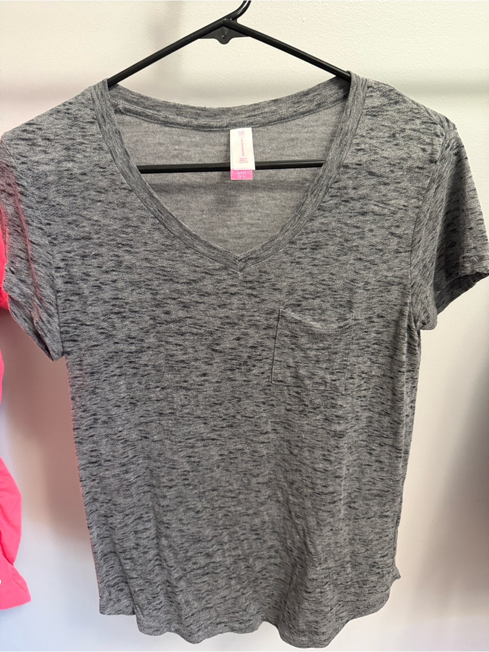 Women's Heather Gray V-Neck Pocket Tee